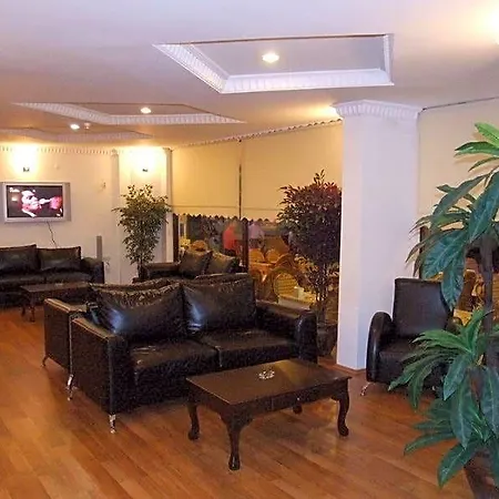 Babadan Boutique 马尔马里斯