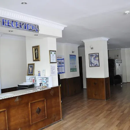 Babadan Boutique 马尔马里斯